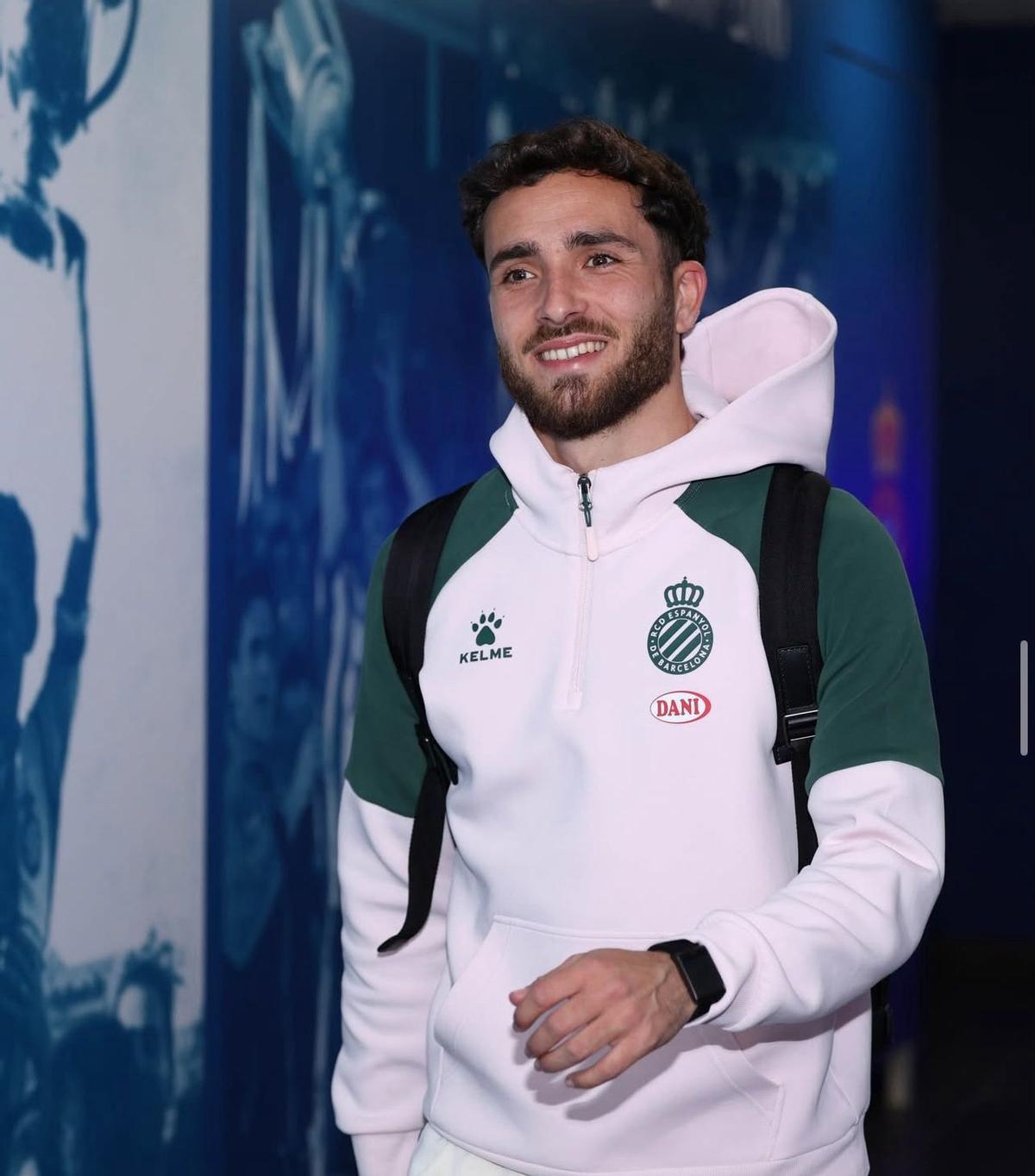 José Salinas, sonriente en la previa a un partido de esta temporada con el Espanyol.