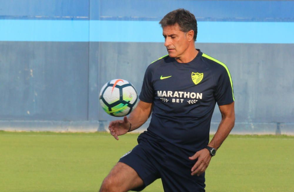 Entrenamiento del Málaga CF tras la derrota en Valencia