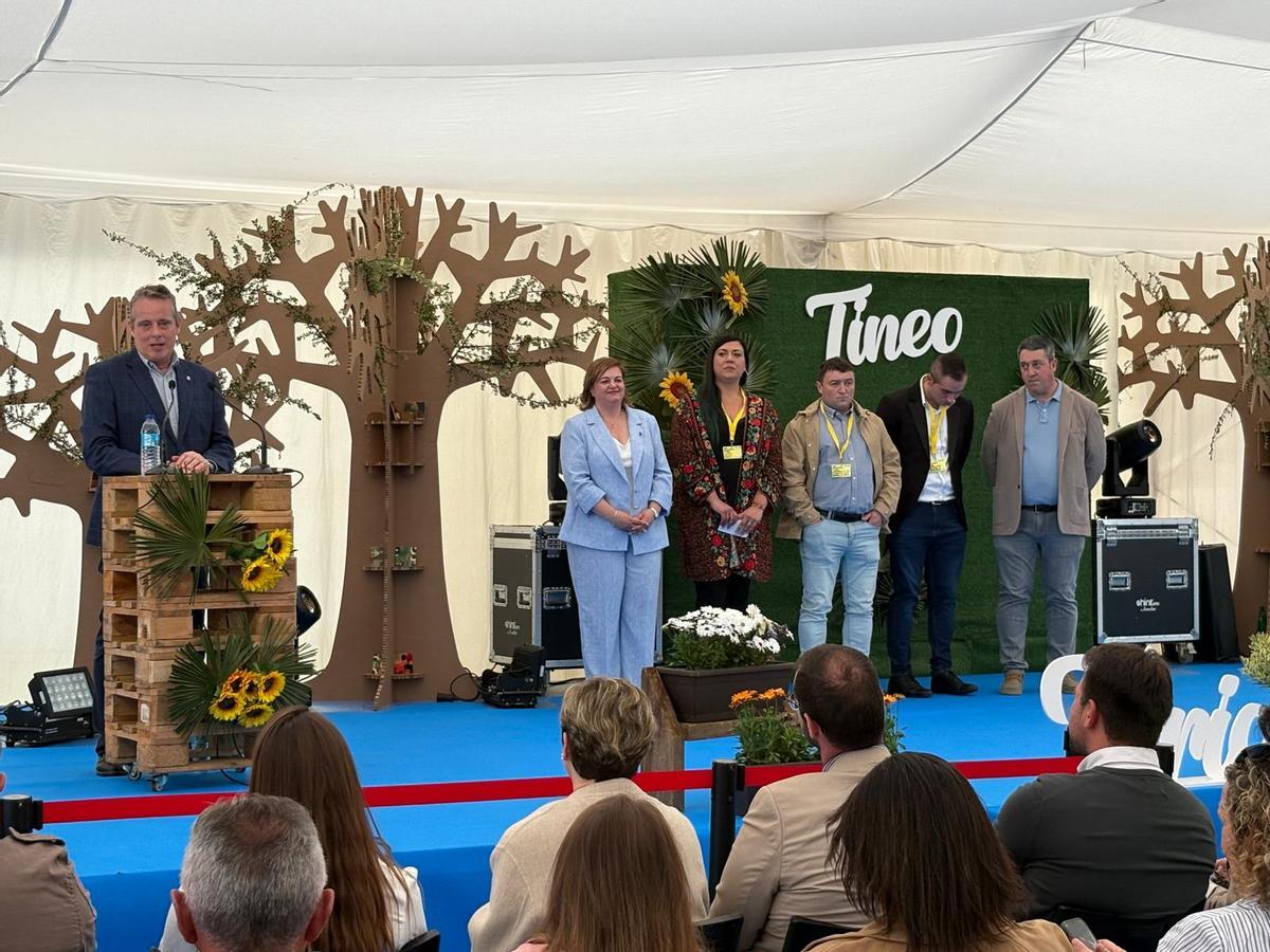Lleno en el primer día de la Feria de Muestras de Tineo Lleno en el primer día de la Feria de Muestras de Tineo
