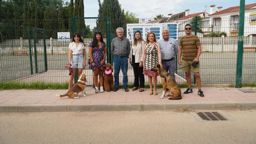 El PSOE pide al equipo de gobierno de Málaga más parques caninos