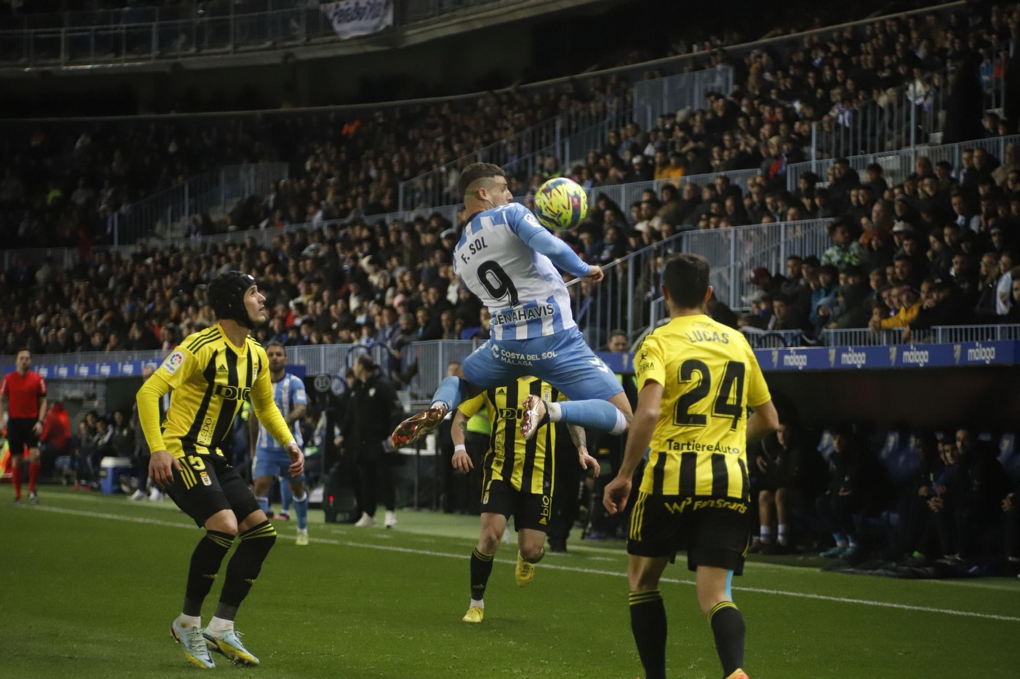 El Málaga CF - Real Oviedo, en imágenes