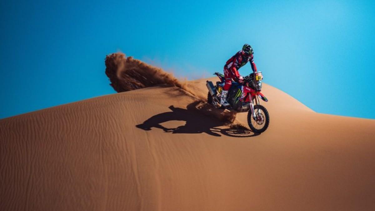 El español Tosha Schareina, en acción con la Honda oficial