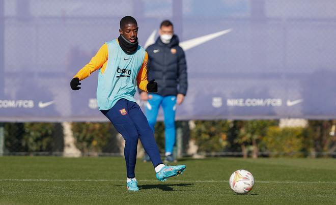 Todos los ojos sobre Dembélé