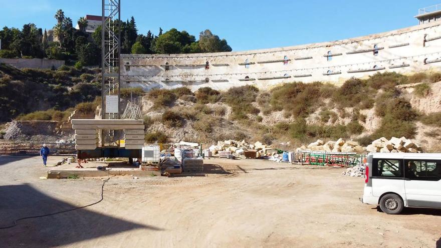 El desmontaje de un tramo del anillo de la plaza de toros costará unos 150.000 euros