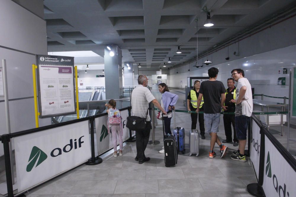 Interrompuda la circulació de trens a la línia d'AVE entre Barcelona i Figueres