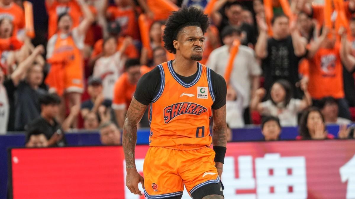Bradon Goodwin, con los Shanghai Sharks