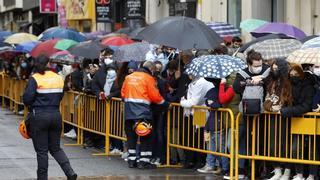 El cambio del tiempo en València pone en peligro las primeras mascletaes