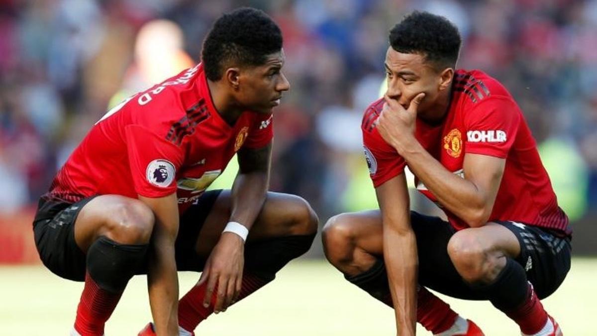 ¿Cómo das ese pase? El gravísimo error de Lingard en el minuto 95 que hizo perder al United