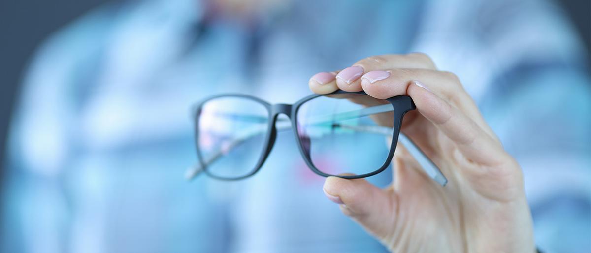 Los ópticos-optometristas recuerdan que la presbicia debe ser diagnosticada.