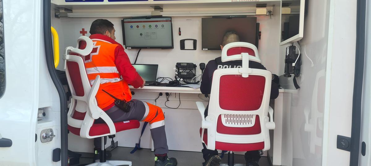 Centro Móvil de Operaciones instalado por Cruz Roja Extremadura en Valdebótoa (Badajoz).