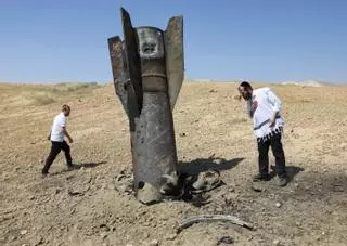 L’Iran i Israel aturen els atacs després d’una nit de foc creuat