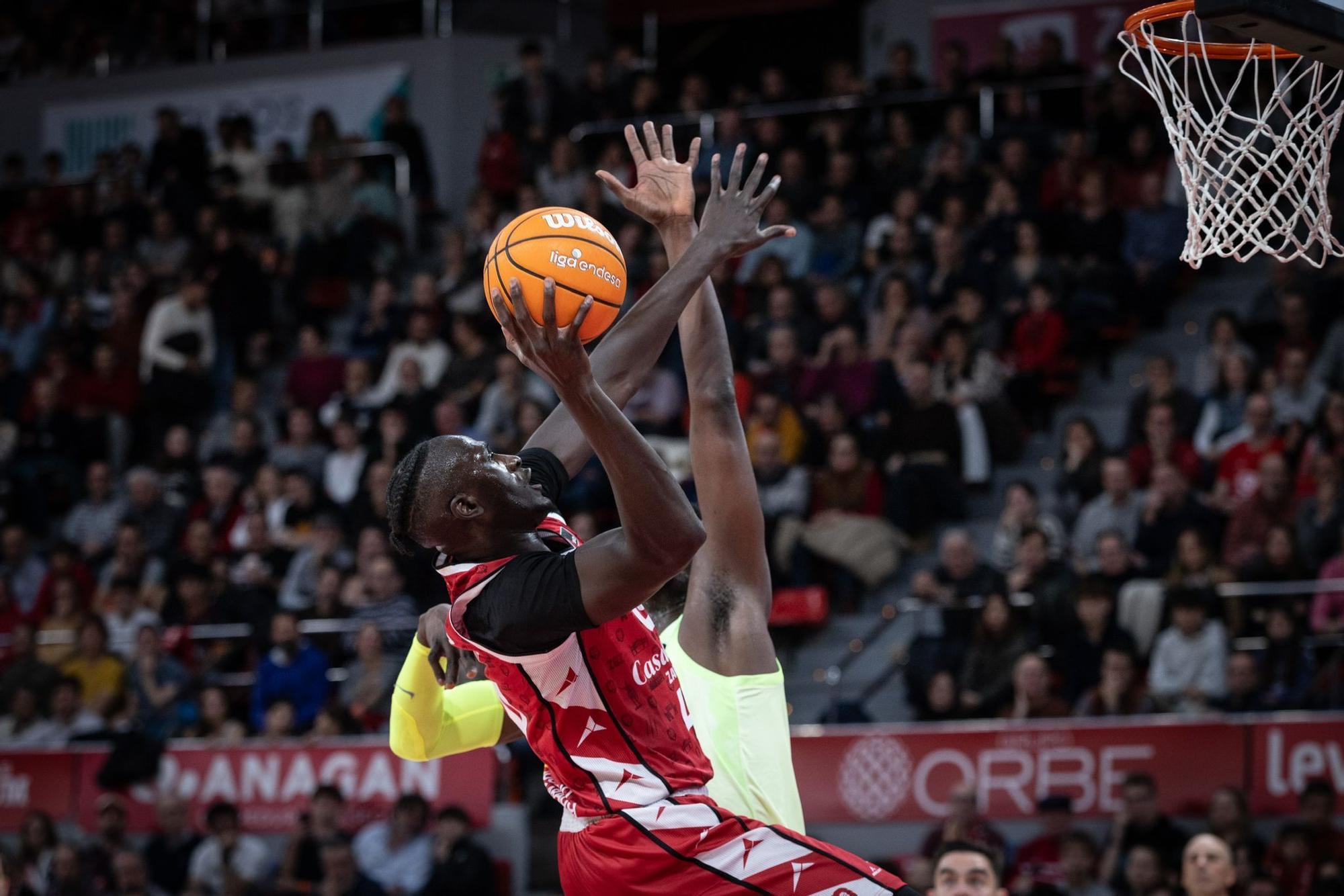 Así ha sido el partido entre el Casademont Zaragoza y el Barcelona