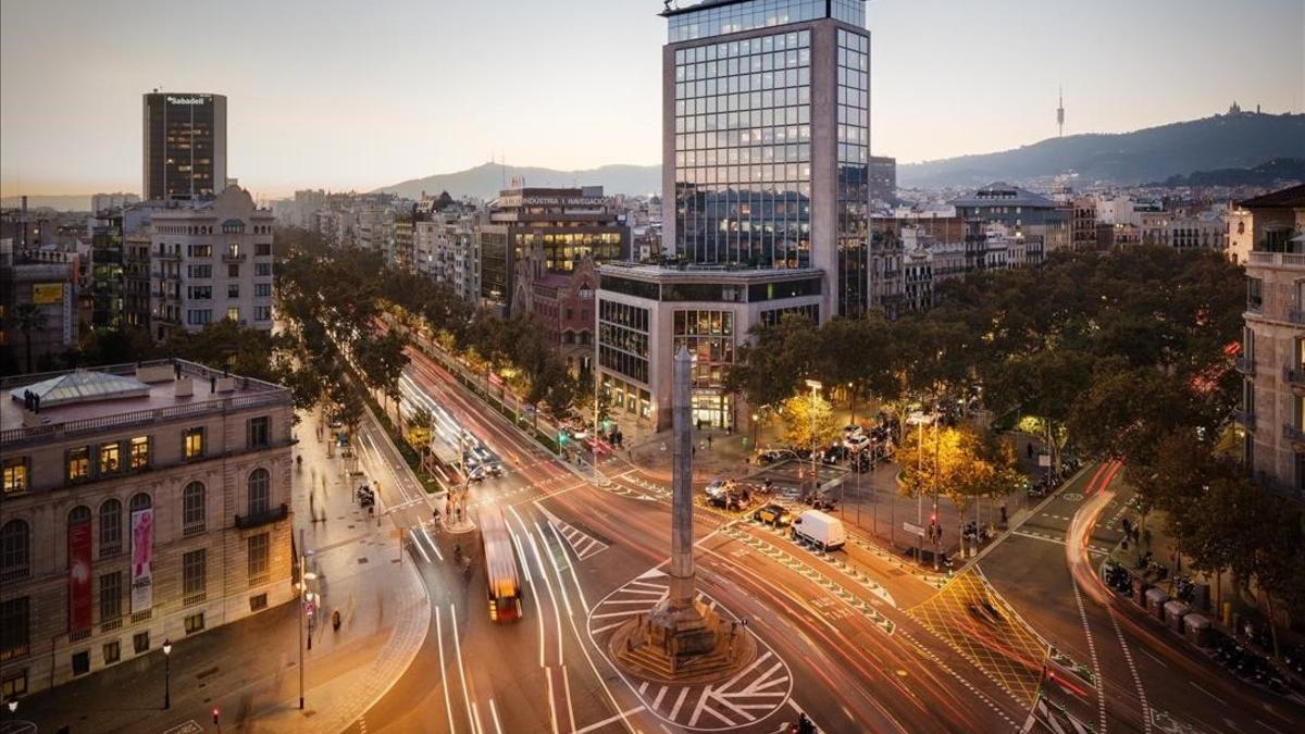 NUEVO EDIFICIO DE SEAT EN PASSEIG DE GRACIA