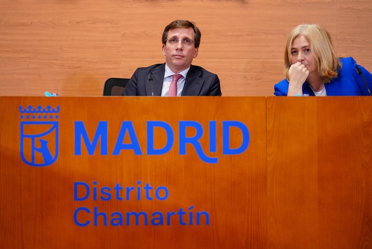 El alcalde de Madrid, José Luis Martínez-Almeida, y la vicealdaldesa, Inma Sanz.