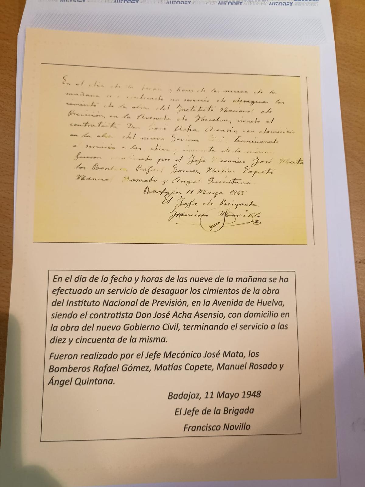 Los Bomberos de Badajoz homenajean a su compañero, Manuel Rosado, en su 100 cumpleaños