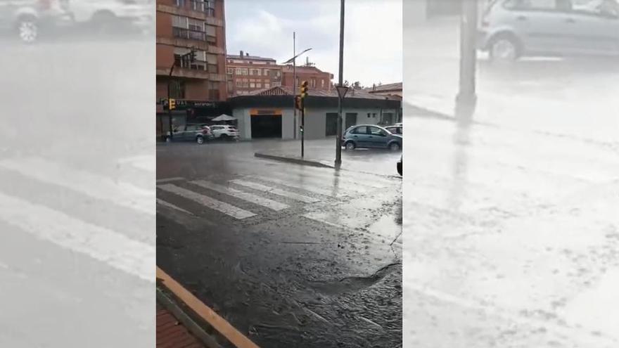 Cae la lluvia de forma fuerte en Teruel, este sábado