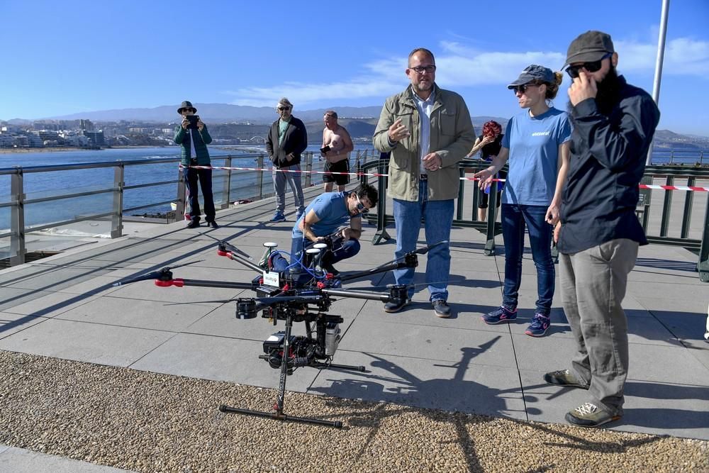 Las Canteras, a vista de dron.