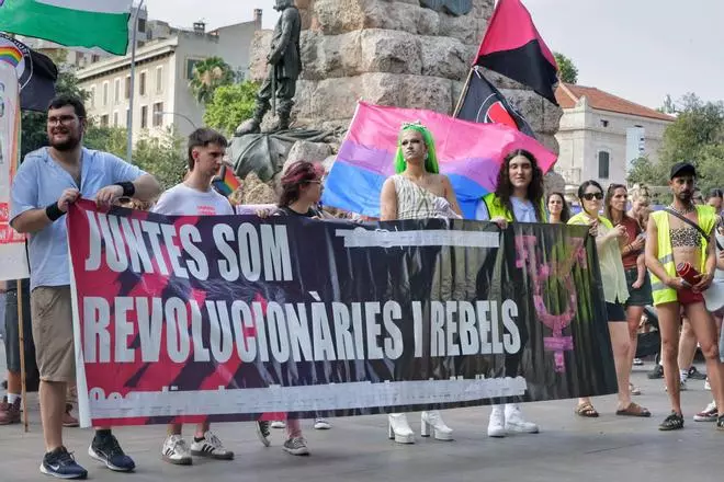 El Orgullo 'alternativo' combina reivindicación política, música y celebración