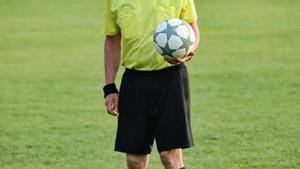 Un árbitro de fútbol