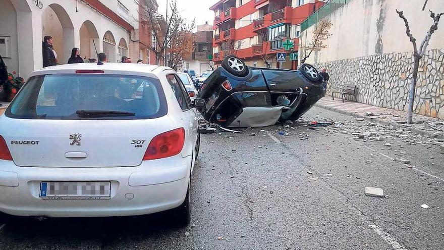 Espectacular accidente en Tibi