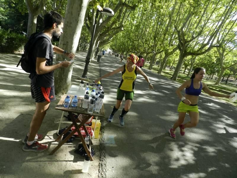 Una treintena de atletas de la escuela del Running Zaragoza realizaron el domingo una prueba de 21 kilómetros de cara al Maratón de Zaragoza