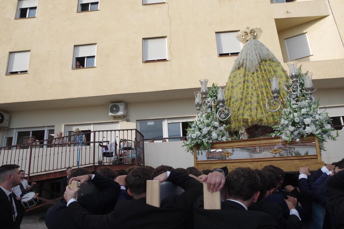 La Virgen de los Ángeles recorre las calles de Málaga
