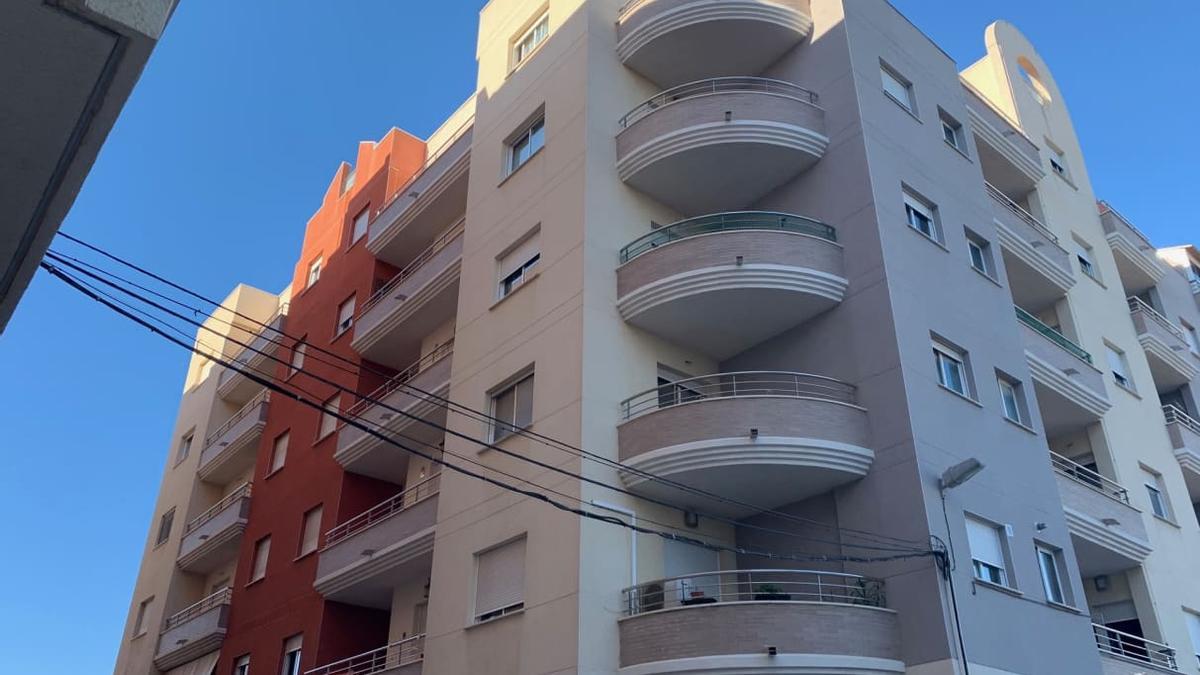 Descuentos de hasta el 40 % en 156 viviendas en Alicante, Elche, Benidorm,  Alcoy, Elda y Torrevieja