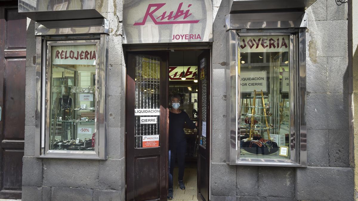 Cierra Rubí, la joyería más antigua de Triana, después de 86 años de vida