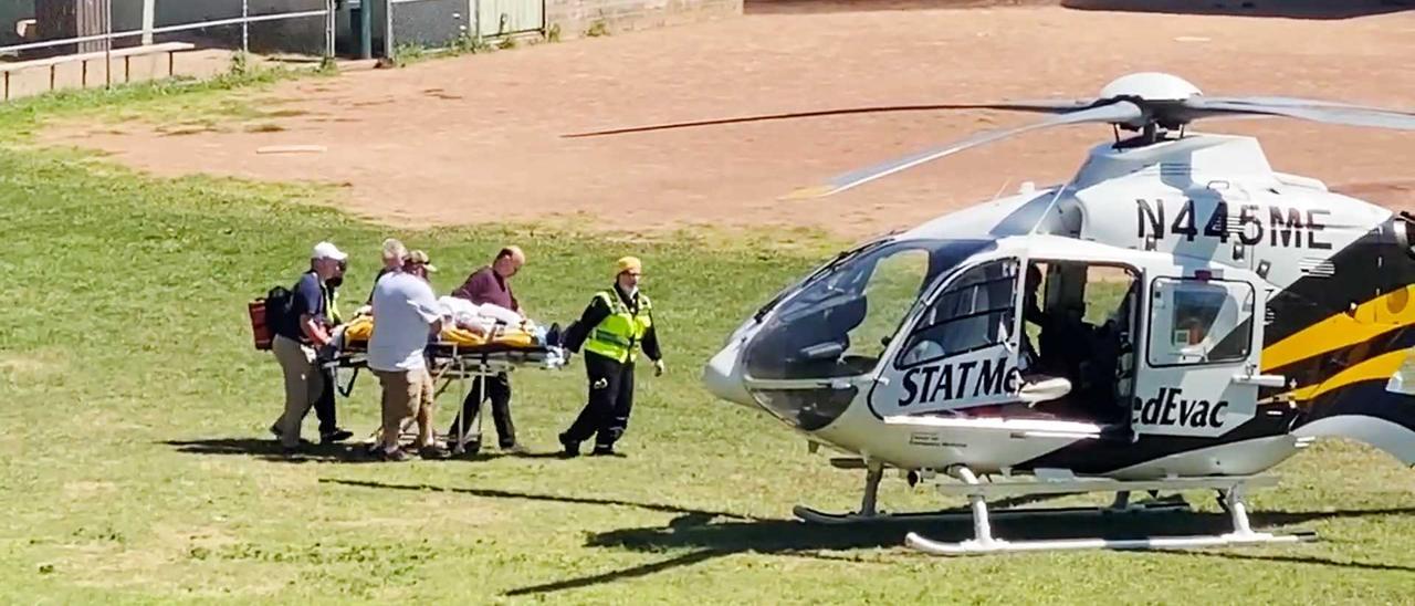 Un helicòpter va traslladar l&#039;escriptor en estat greu a un hospital