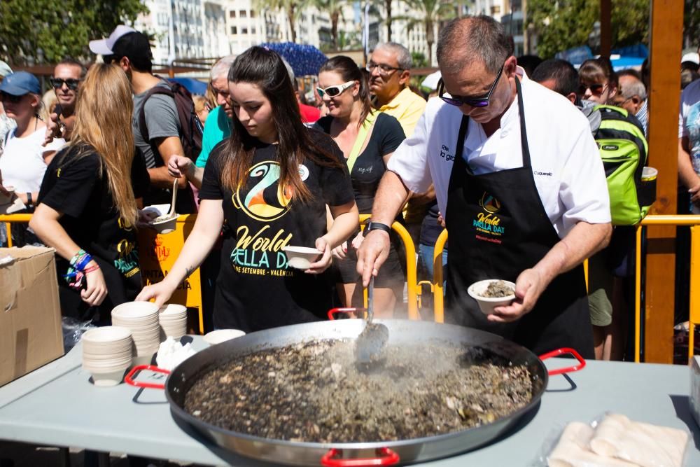 'Paella Day' en la Plaza del Ayuntamiento