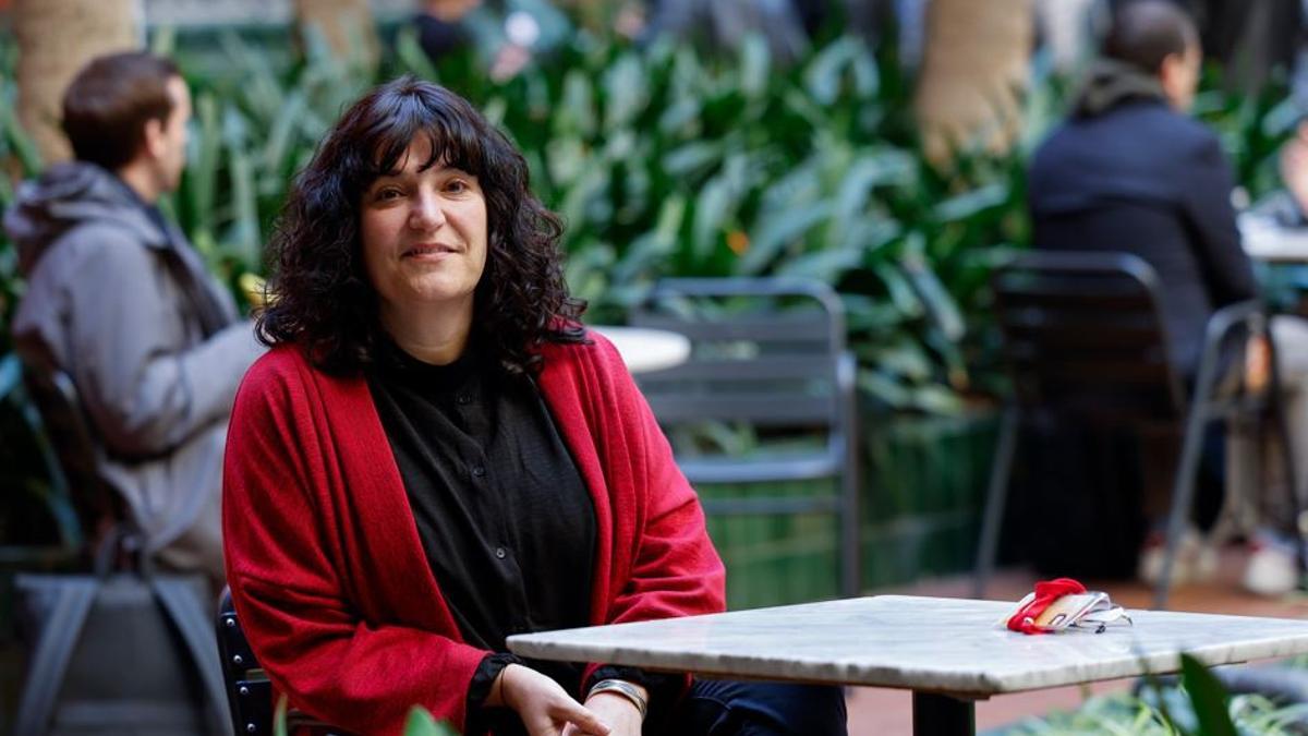 Ana Moya publica «El carrer on vius»