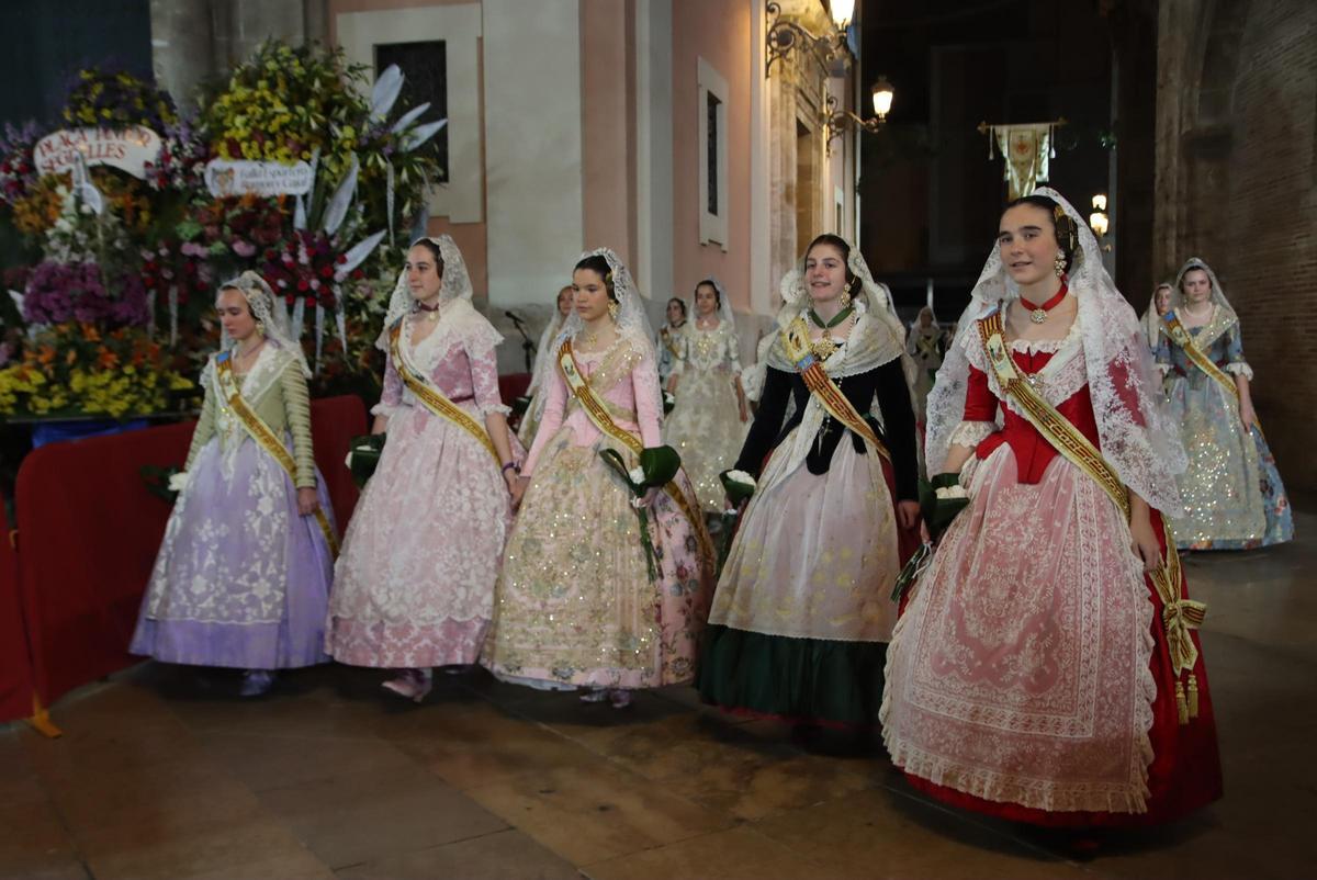 Todas las fotos de la ofrenda del 18 de marzo por la calle San Vicente hasta la 21:30 horas
