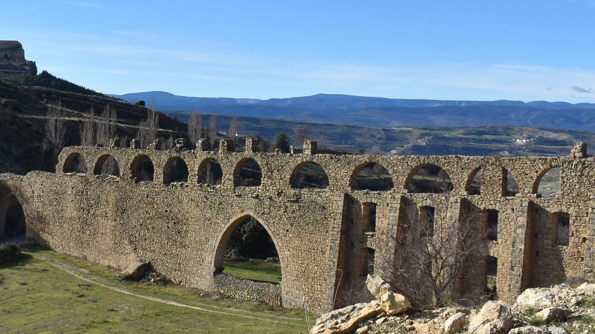 El impresionante acueducto del siglo XIV será objeto de una futura rehabilitación