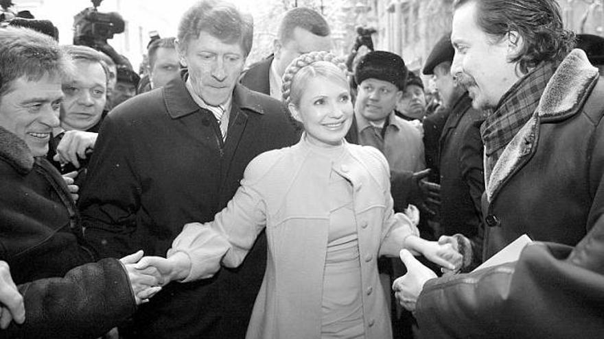 Yulia Timoshenko, ayer, a su llegada al Tribunal Administrativo Supremo, en Kiev.
