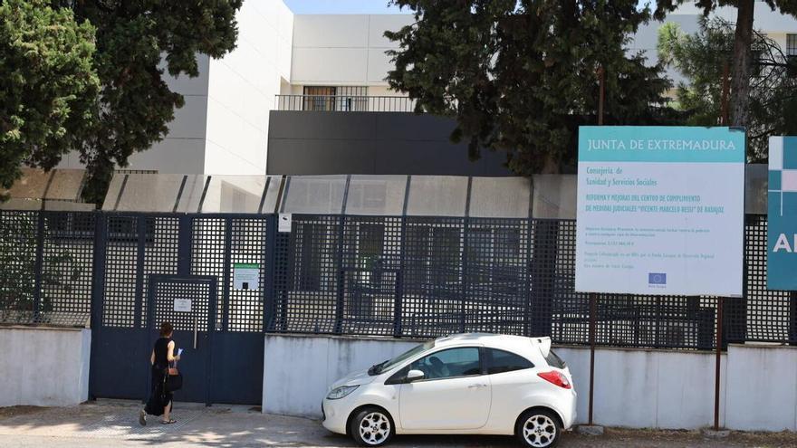 La Junta reconoce atrasos en el pago al personal sustituto de centros de menores de Badajoz