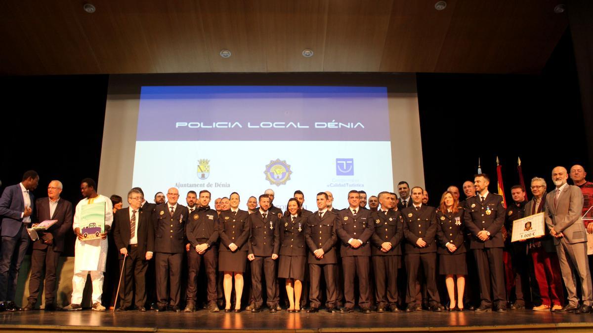 La presencia de la mujer cada vez es más notable en la Policía Local de Dénia