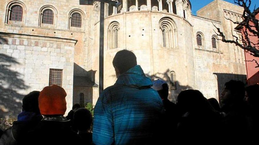 Un grup d&#039;escolars visita la catedral de Santa Maria de la Seu d&#039;Urgell