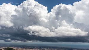 Nubes sobre Barcelona