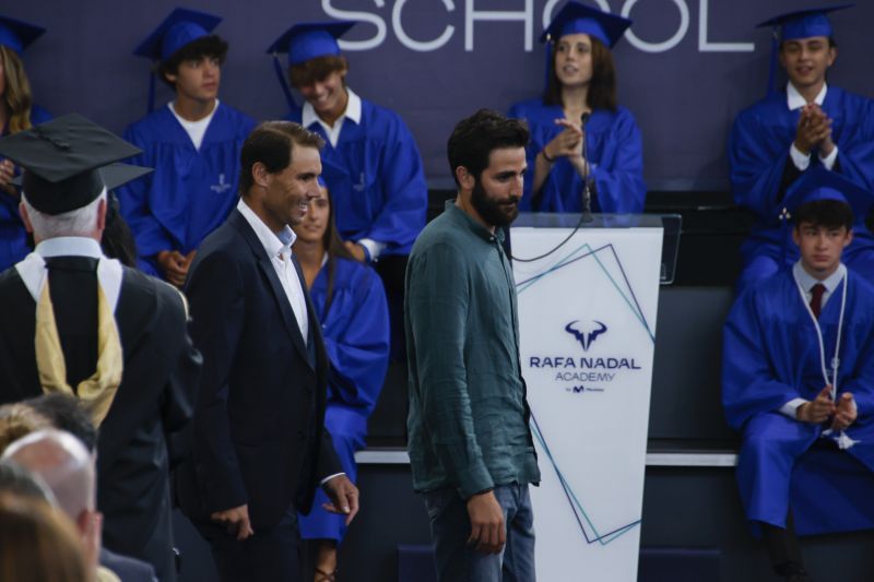 Rafa Nadal y Ricky Rubio presiden la graduación de la Rafa Nadal Academy by Movistar