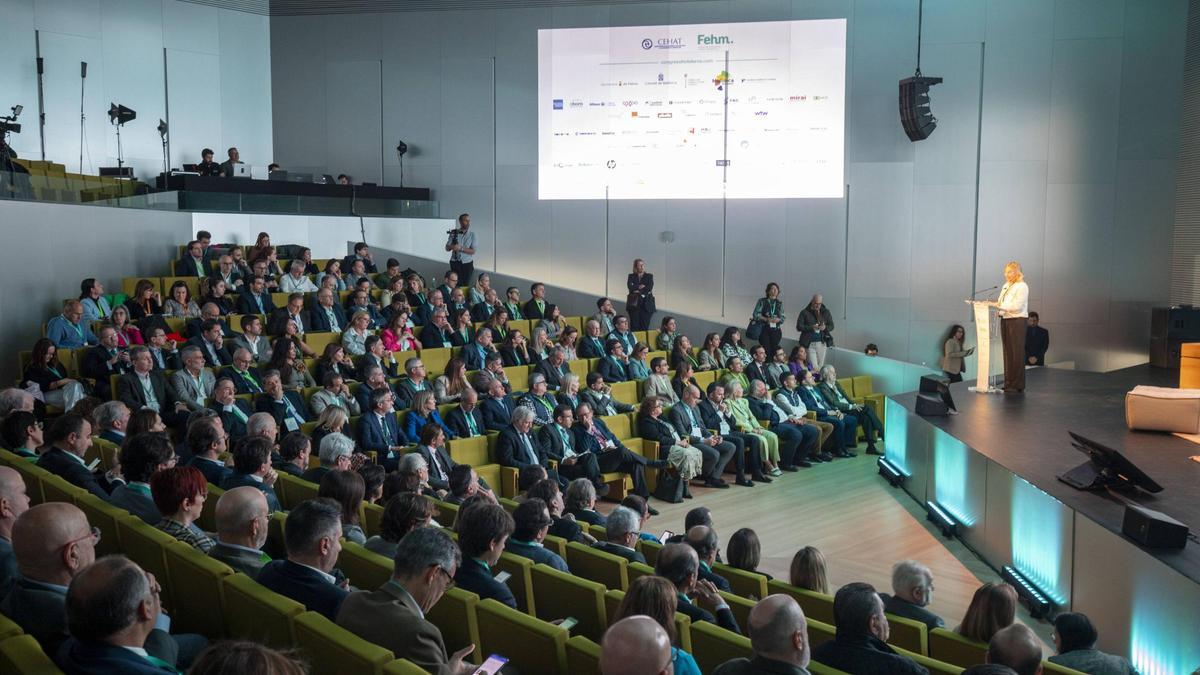La patronal CEHAT celebró el congreso de los hoteleros españoles en Palma, en el Palau de Congressos, en 2023.