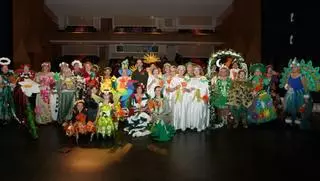 En imágenes, la pasarela de mayores de Lugones