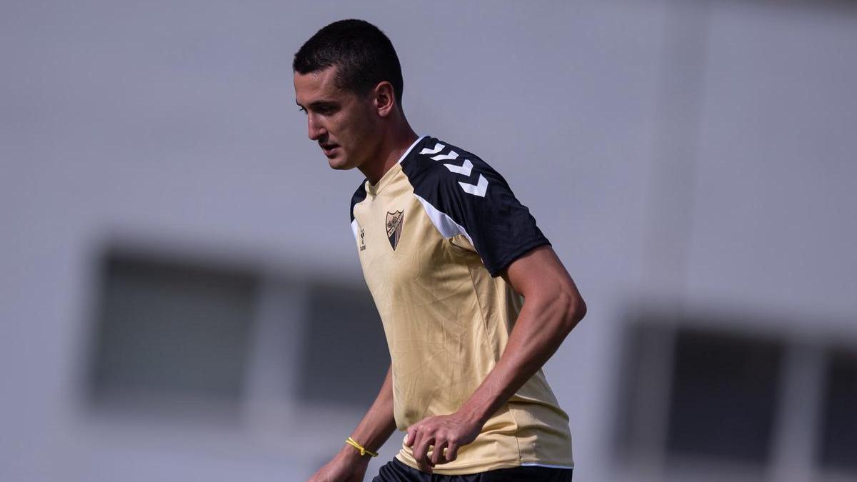 Dotor vuelve a entrenar con el Málaga CF: «Muy contento de estar aquí» – La Opinión de Málaga