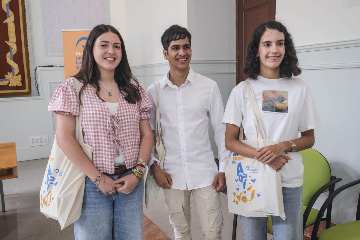 Recepción a los estudiantes con mejores calificaciones en la PAU de junio 2026 en la ULPGC Recepción a los estudiantes con mejores calificaciones en la PAU de junio 2026 en la ULPGC