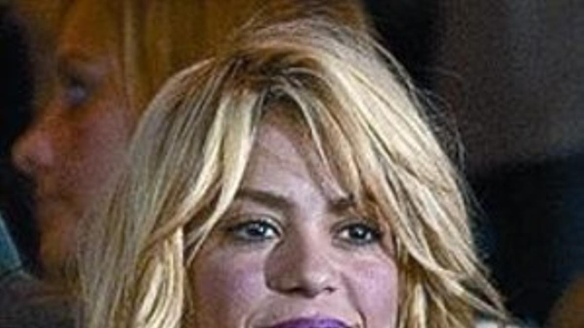 Shakira y Piqué logran 80.000 vacunas_MEDIA_1