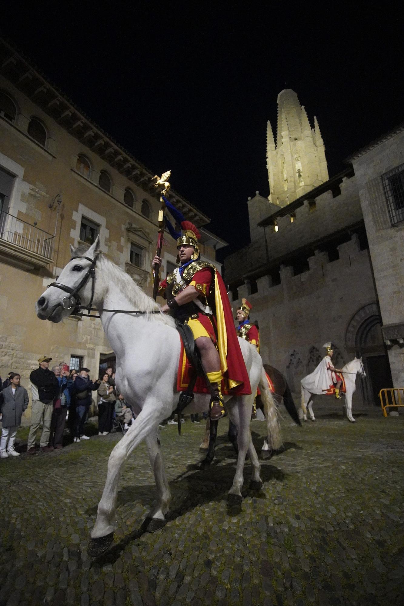 Els Manaies de Girona entreguen el Penó a Joan Alenyà