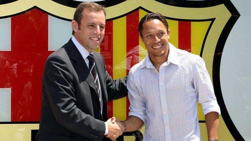 Sandro Rosell y Adriano Correia este sábado.