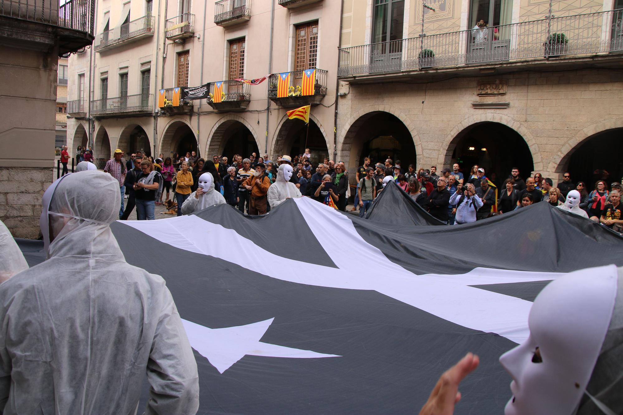 Cinquè aniversari de l'1-O a Girona, en fotos