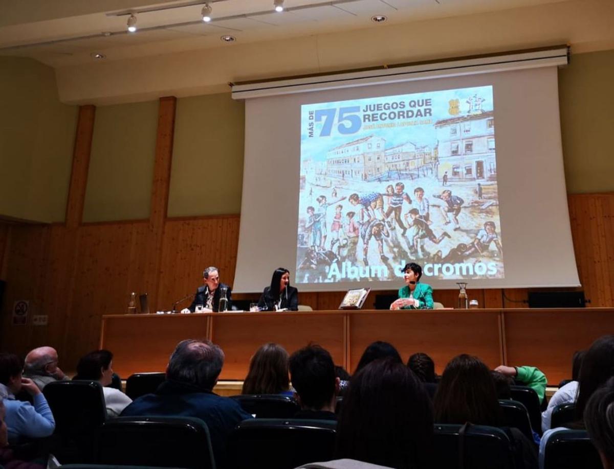 José Antonio Laporta presentó su libro sobre juegos tradicionales. | SERVICIO ESPECIAL