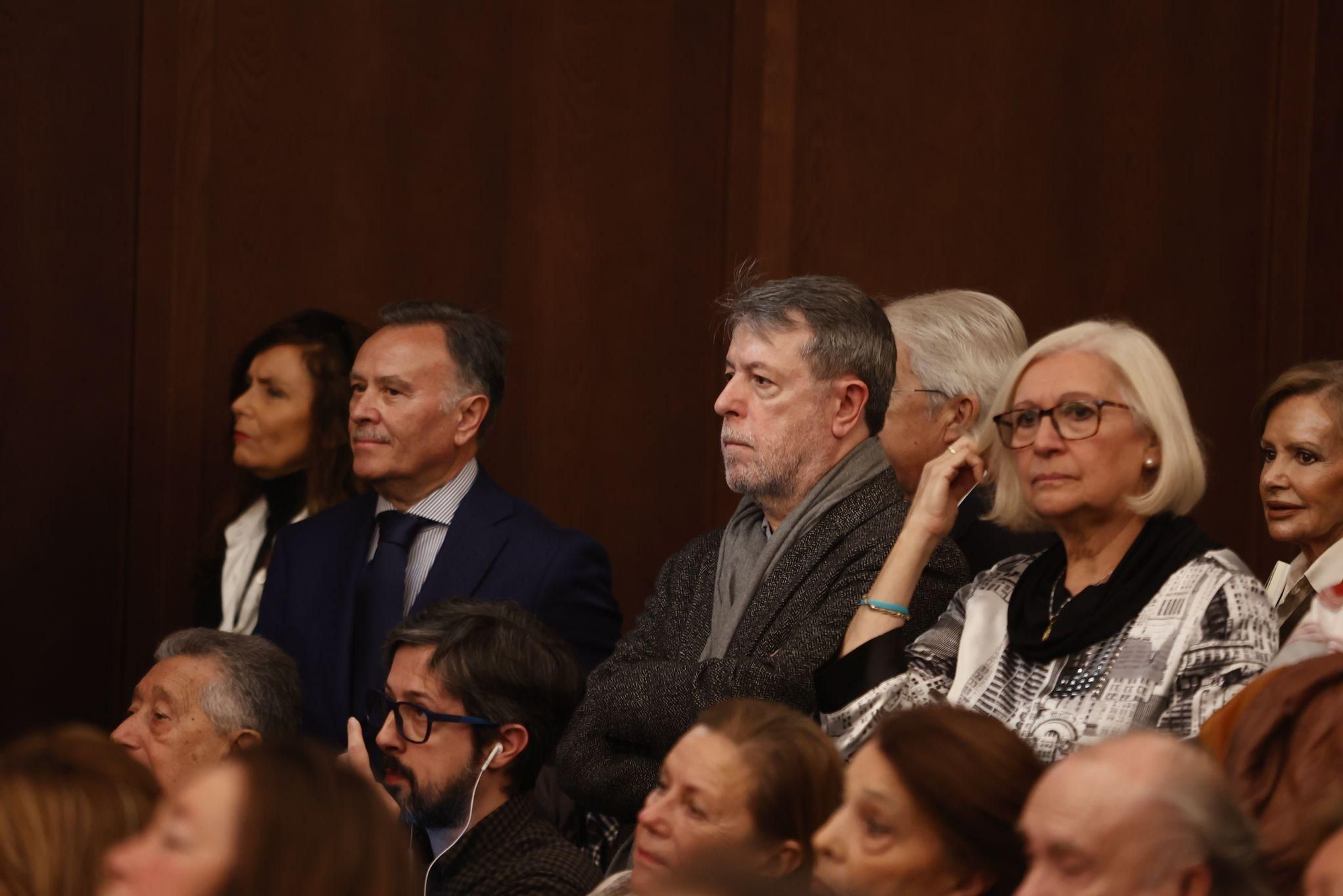 Los asistentes a la presentación del libro de Francisco Camps en un hotel de València