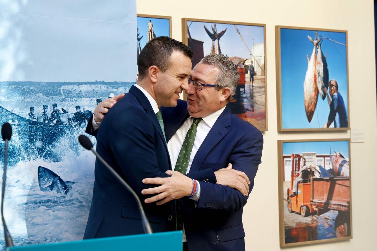 Valencia Museo museo L’ Etno Inauguración exposición La Mar Elica Els almadravers de Benidorm Fotografías de Jesús Navarro Presidente diputación de Valencia y Alicante Vicente Mompó Antonio Pérez Pérez VLC